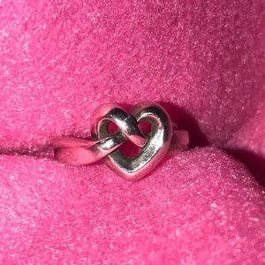 James Avery Ring Size 6 100% Authentic